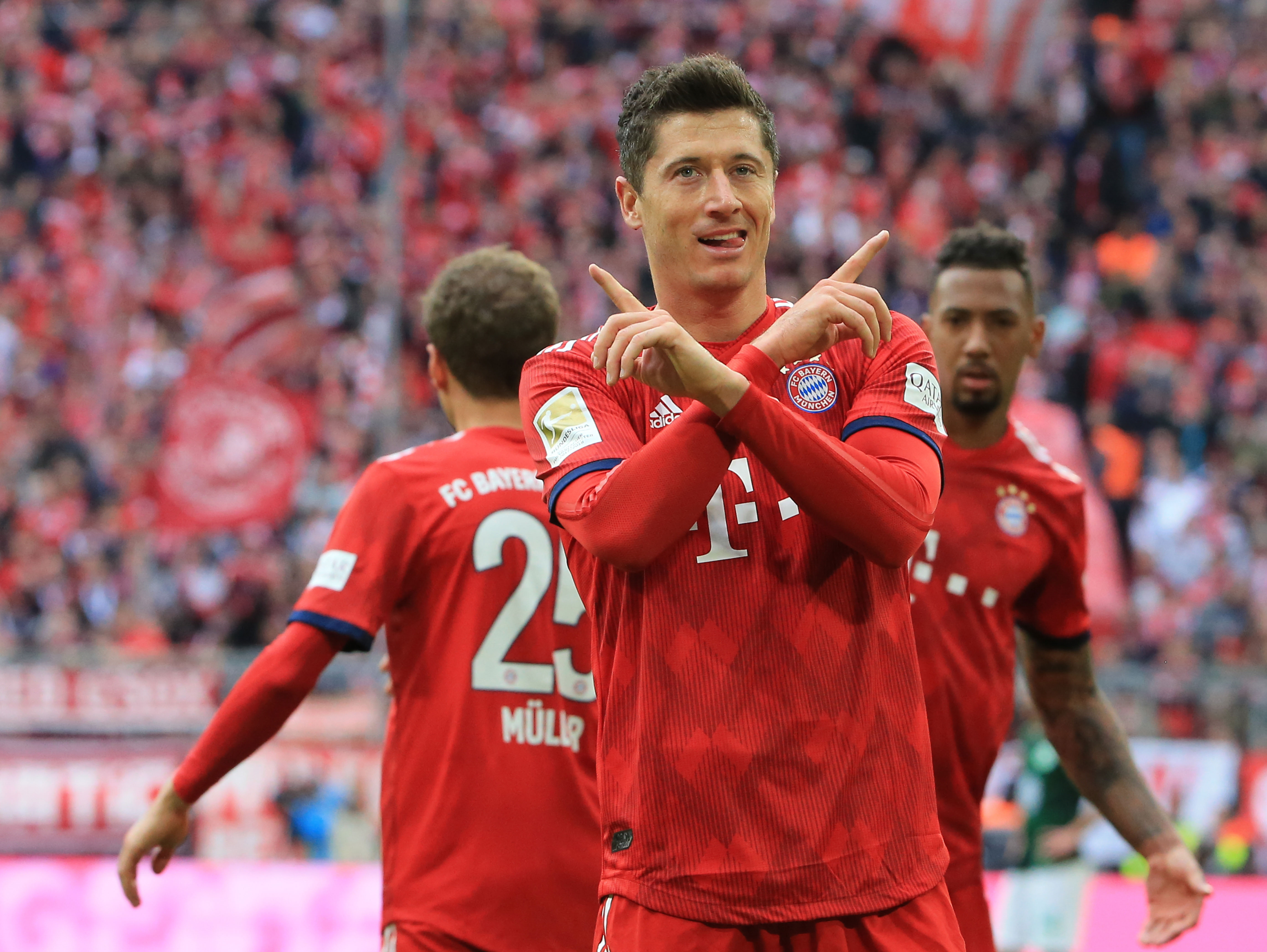 美加墨世界杯分组，梅罗存相逢可能，特朗普获国际足联和平奖（美加墨世界杯分组揭晓：梅罗或再度相逢，特朗普获国际足联和平奖）