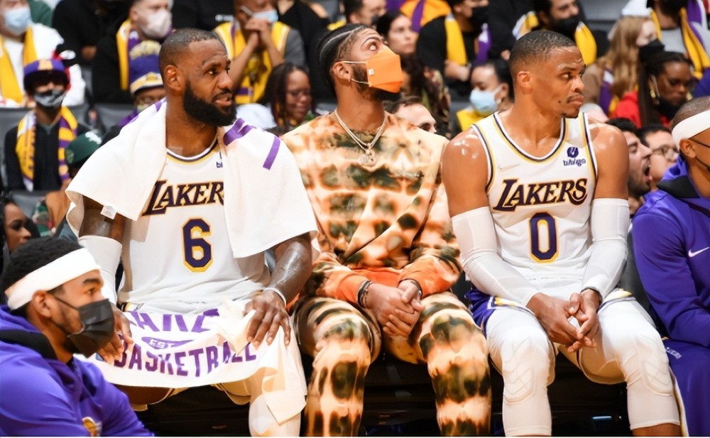 官方：皮奥-埃斯波西托荣获2025年金童奖最佳意大利年轻球员（官宣：皮奥-埃斯波西托当选2025金童奖意大利最佳新星）