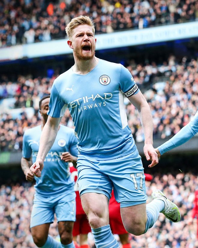 教练表情太真实笑喷球迷