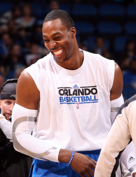 能否终结魔咒？猛龙对尼克斯9连败，上次赢球是1052天前（1052天未尝胜绩！猛龙对尼克斯已吞9连败，能否破除魔咒？）